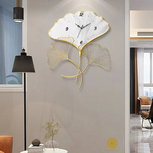 3 Leaf Wall Clock (23x30 Inches)