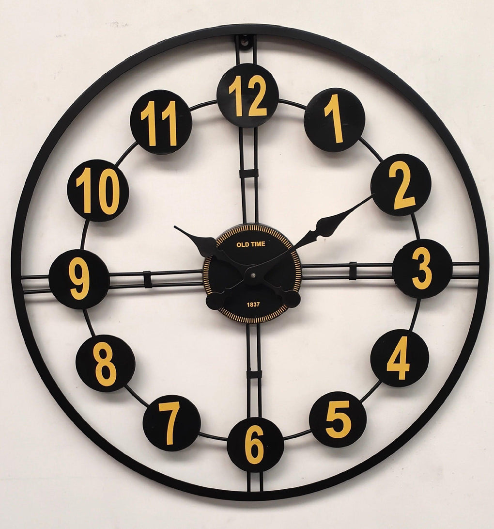 Black Metal Vintage Wall Clock For Living Room And Home
